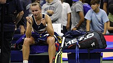 Barboru Krej�íkovou trápily v osmifinále US Open zdravotní potí�e.