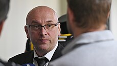 Pavel Hynek na předsezonní tiskové konferenci  hokejistů Litvínova.