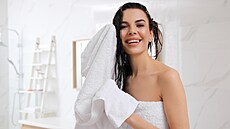 Kdy budete ktici po umytí tít do runíku, struktura vlas bude naruená,...