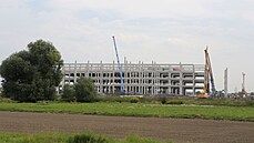 V Kojetín� na P�erovsku v míst� n�kdej�ího cukrovaru vzniká ob�í logistické...