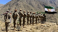 Na této nedatované fotografii se shromádila armáda odporu proti Tálibánu pod...