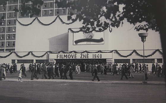 Centrem filmových ní se v letech 1940 a 1941 stalo Velké kino ve Zlín.