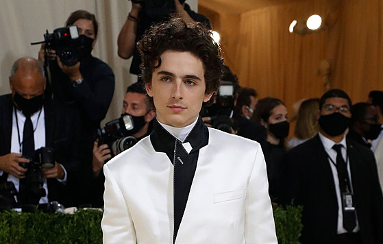 Timothee Chalamet na Met Gala (New York, 13. zá�í 2021)