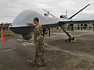 Na akci do Monova dorazil také nejvtí dron americké armády MQ-9 Reaper. (18....