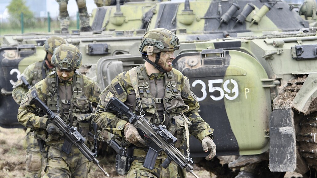 Vojáci 7. mechanizované brigády na Dnech NATO v Ostravě