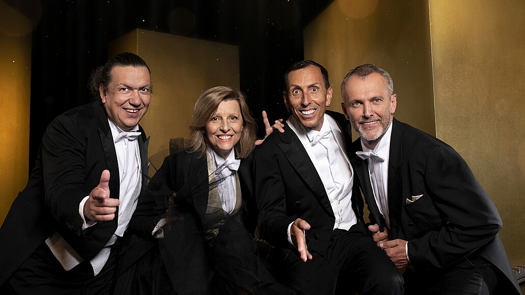Richard Genzer, Tatiana Drexler, Zden�k Chlop�ík a Jan Tománek ve StarDance XI