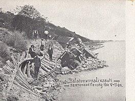 Dal�ím milníkem pro Balaton bylo budování �elezni�ních tratí mezi lety 1861 a�...