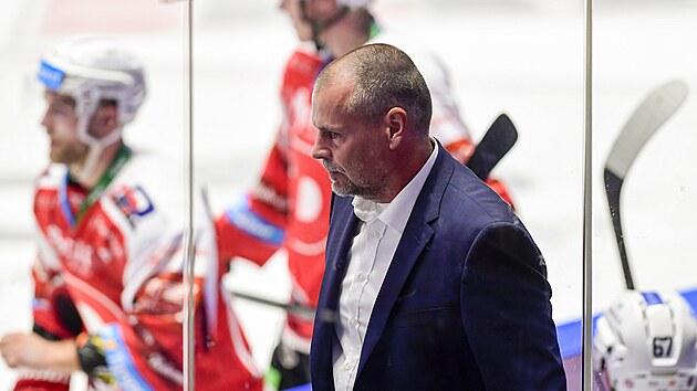 Tren�r Pardubic Richard Kr�l.