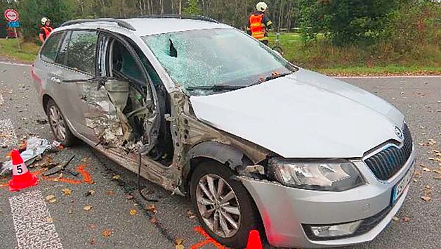 Tragick nehoda motocyklu a osobnho auta u Novho Rokytnku na Trutnovsku. (15. 9. 2021)