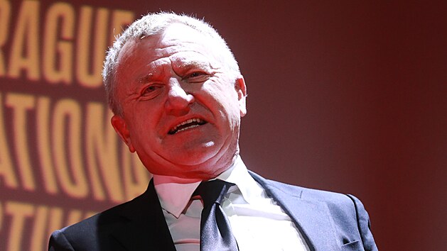 Producent Mike Downey d�kuje za �estn�ho Kristi�na (17. z��� 2021).