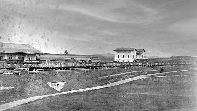 Stanice Krásná Lípa na dobovém snímku ze začátku 20. století