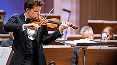 Houslista Julian Rachlin vystoupil s orchestrem Filarmonica della Scala na...