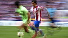 Bh s míem, momentka ze zápasu Atlétika Madrid proti Bilbau