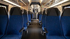 Interi&#233;r nov&#233; vlakov&#233; soupravy, kter&#225; od prosince za�ne jezdit mezi Ostravou,...