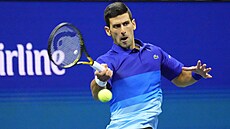 Srb Novak Djokovi bhem semifinále US Open