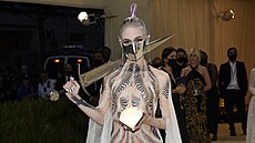 Grimes na Met Gala (New York, 13. záí 2021)