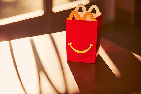 Hraky v dtském Happy Meal projdou obmnou