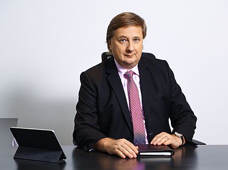 éf a hlavní spolumajitel Trinity Bank Radomír Lapík