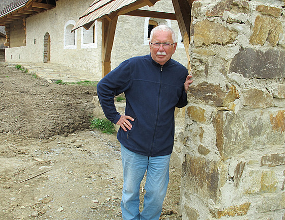 Odborník na lidovou architekturu Jií kabrada vydal tematicky zamenou knihu...