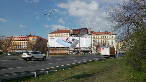 Roky jsme vnímali jen nelegální reklamy, co za nimi ale stojí, jsme vlastn...