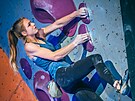 Elika Adamovská na mistrovství republiky v boulderingu ve Slaném