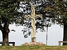 Strom ivota vytvoil pro Jámy socha Petr Váa ke 100. výroí vzniku republiky.