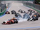 Po startu Velké ceny Ruska formule 1 el do ela Carlos Sainz Jr.