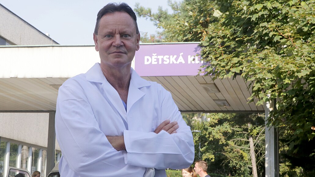 Nový primá� d�tské JIP v Olomouci  Miroslav �eda.