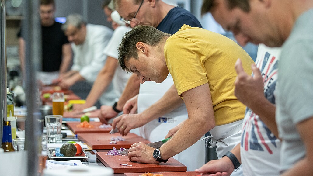 Ve svém Praském kulináském institutu známý propagátor gastronomie a autor...