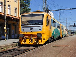 Regionova 814.122 �eských drah na nádra�í v Jihlav�