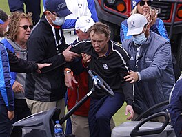 Tom Felton zkolaboval na golfovém turnaji. (Sheboygan, 23. záí 2021)
