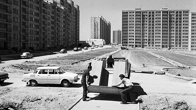 Prvn� obyvatele pra�sk�ho s�dli�t� Ji�n� M�sto (1976)