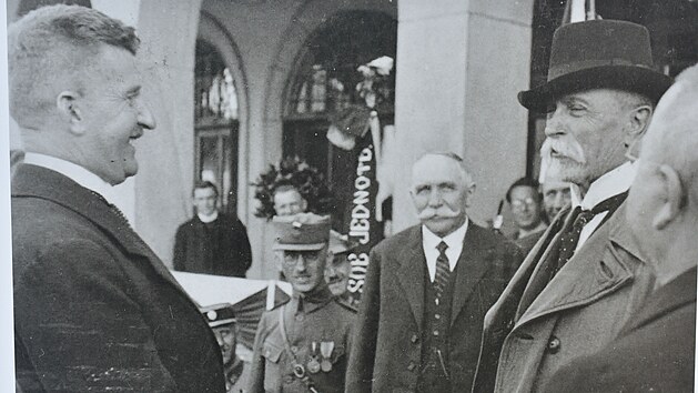 Starosta Zlna Tom Baa vt prezidenta republiky T.G.Masaryka.
