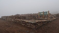 Hromada odpad� z Lichten�tejnovy chaty na Králickém Sn�níku zmizela. Chatu u�...