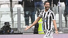 Manuel Locatelli z Juventusu slaví gól v ligovém duelu proti Sampdorii.