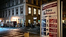 Praha 1 nabádá v kampani turisty, aby respektovali soukromí a klid obyvatel.