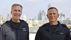 Admirál Tony Radakin a Daniel Craig (Londýn, 22. záí 2021)