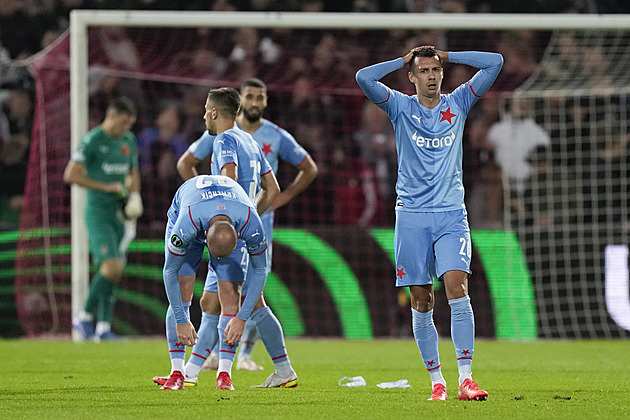 Slavia v Rotterdamu: znovu a lépe? Stále chybí Ševčík, Olayinka s Oscarem letí