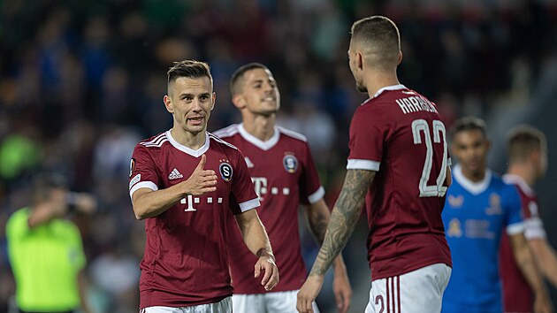 Spar�ansk� z�lo�n�k Jakub Pe�ek.