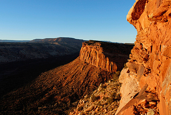 Chránné území Bears Ears se nachází v oblasti San Juan v jihovýchodním Utahu....