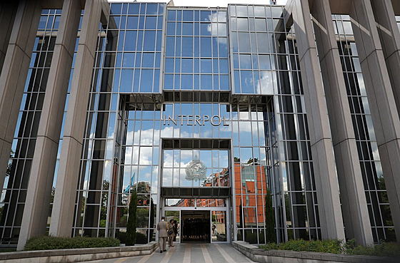 Sídlo Interpolu v Lyonu (8. kvtna 2018)