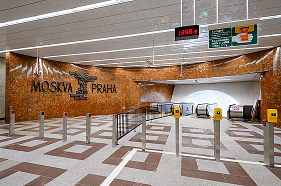 Motiv Moskvy byl díve i v severním vestibulu stanice metra Andl. Zstal jen v...