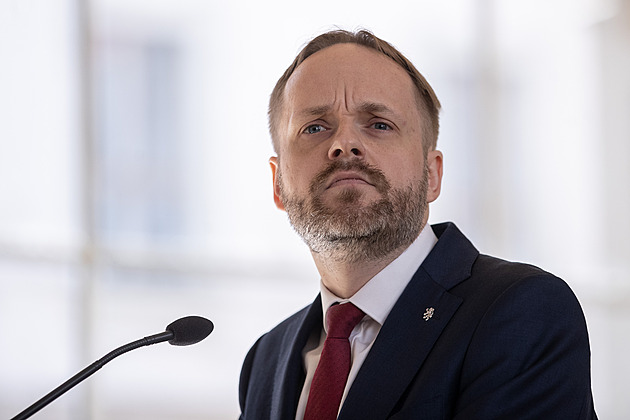 Socdem přišla o další významnou tvář. Velvyslanec Kulhánek nesouhlasí s chováním vedení i směřováním strany