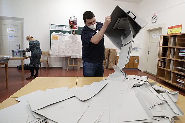 Čtyři volební okrsky při sčítání hlasů chybovaly. ČSÚ je nemůže zpětně opravit