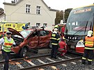 Stet s tramvaj odmrtil auto na koleje