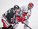 Utkání 12. kola hokejové extraligy: HC Olomouc - HC Ocelái Tinec. Zleva David...