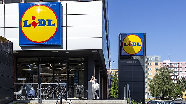V Olomouci nedávno otevel tvrtý supermarket Lidl (na snímku nová prodejna v...
