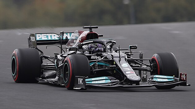 Lewis Hamilton v kvalifikaci na Velkou cenu Turecka