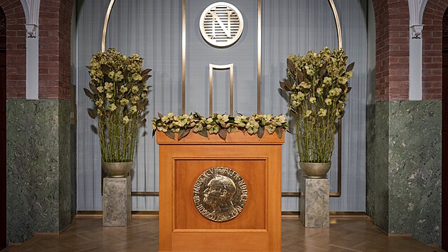 Pult v Nobelov institutu v norskm Oslu, kde se konaj pedvac ceremonily.
