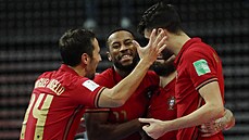 Radost portugalských futsalist� z postupu do finále MS.